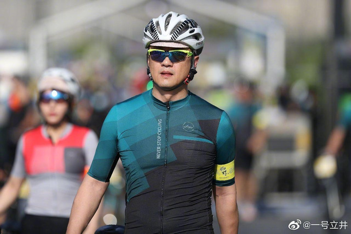 Thua kiện, Lý Á Bằng bị cưỡng chế trả nợ 6,1 triệu USD - 4