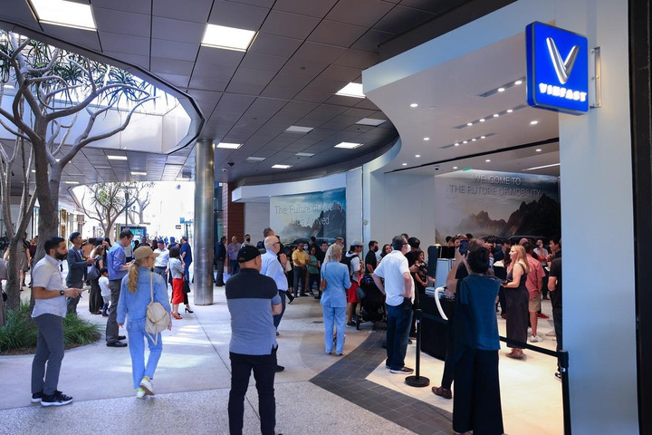 VinFast đồng loạt khai trương 6 trung tâm bán hàng tại Mỹ - 3