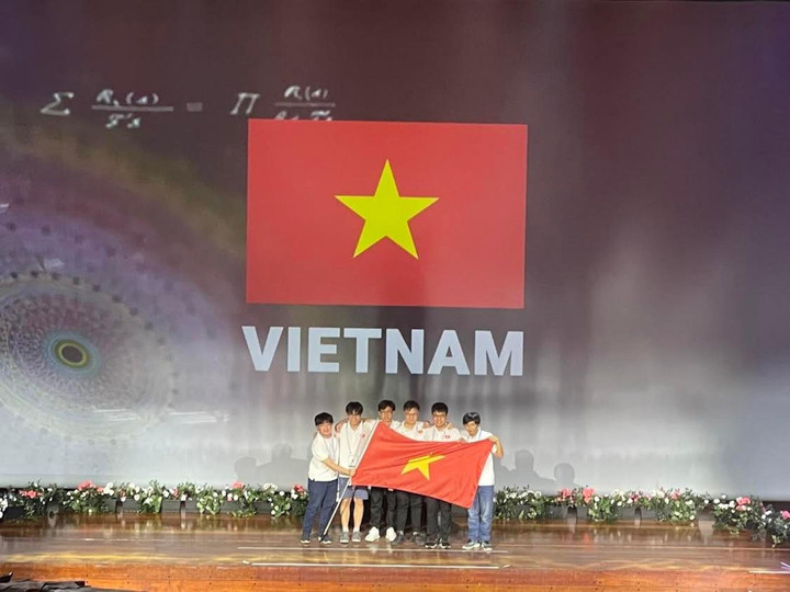Việt Nam giành 6 huy chương, lọt TOP 5 tại Olympic Toán quốc tế 2022 - 3