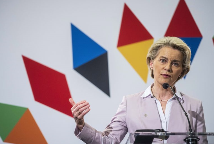 EU trì hoãn viện trợ của Ukraine vì khó khăn trong nội bộ khối? - 1