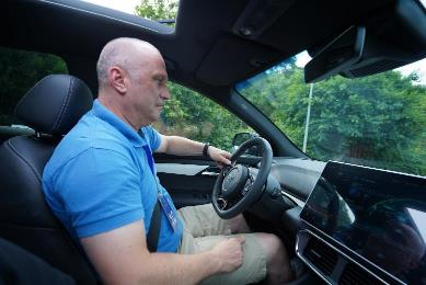 'VinFast sẽ chinh phục được sự thận trọng của người châu Âu' - 3