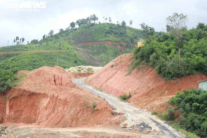 Cận cảnh dự án hồ chứa nước hơn 550 tỷ đồng ở Kon Tum chậm tiến độ - 12