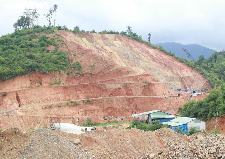 Cận cảnh dự án hồ chứa nước hơn 550 tỷ đồng ở Kon Tum chậm tiến độ - 11