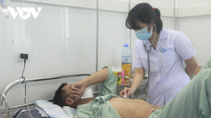 Người mắc cúm A tăng cao ở Quảng Ninh - 1