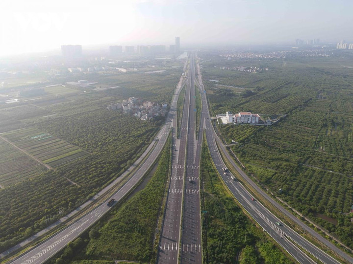 Cục CSGT kiến nghị đưa nội dung lái xe trên cao tốc vào chương trình đào tạo - 1