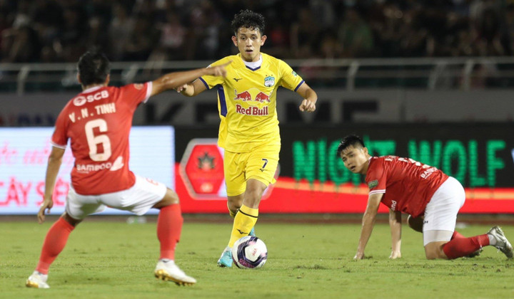 Sai lầm của Bùi Tiến Dũng và khát vọng ‘được yêu mến’ dang dở của CLB TP.HCM - 1