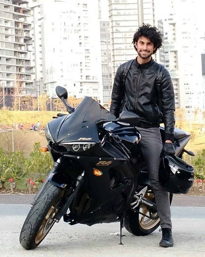 Vẻ nam tính, body vạm vỡ của chàng trai Cuba đăng quang Nam vương Siêu Quốc gia - 6