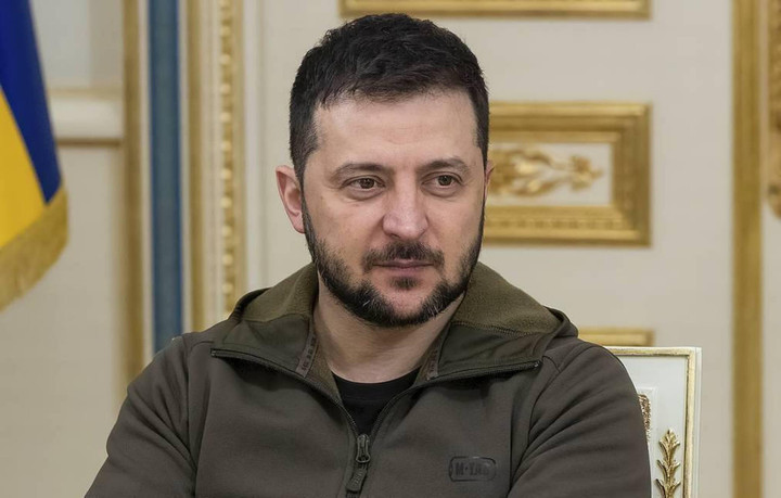 Tổng thống Zelensky sa thải người đứng đầu cơ quan an ninh Ukraine - 1