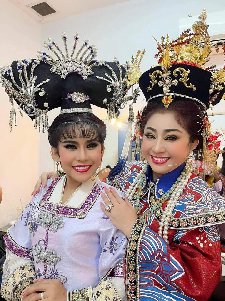 Hoài Linh và đoàn cải lương tuồng cổ Huỳnh Long ra miền Trung biểu diễn miễn phí - 4