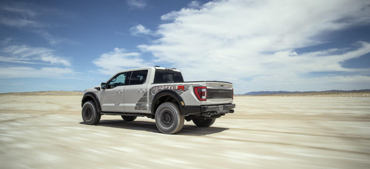 Ford, F-150 Raptor R, bán tải ảnh 9 Ford ra mắt F-150 Raptor phiên bản R mạnh 700 mã lực - 9