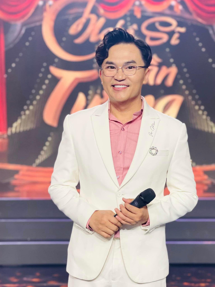 Sao Việt 20/7: Hoài Linh sẽ diễn cải lương miễn phí phục vụ bà con miền Trung - 6