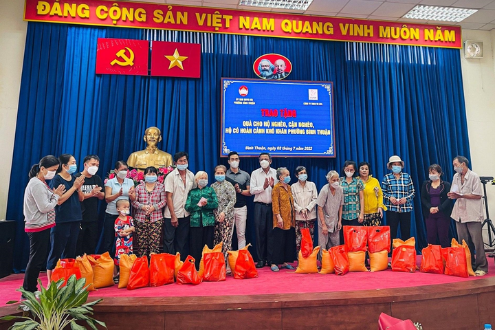 Hoạt động thiện nguyện của YB Spa gửi trao yêu thương tháng 7 - 1