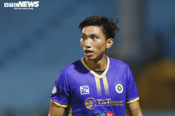 HLV Hà Nội FC: Đoàn Văn Hậu chưa đủ thể lực đá 90 phút - 1