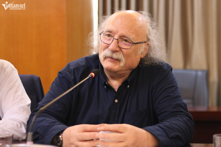 GS giải Nobel Vật lý: Ranh giới giữa tài năng xuất chúng và 'kẻ ngốc' - 2