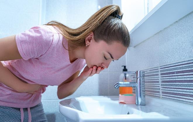 6 dấu hiệu nguy hiểm của bệnh sốt xuất huyết - 2