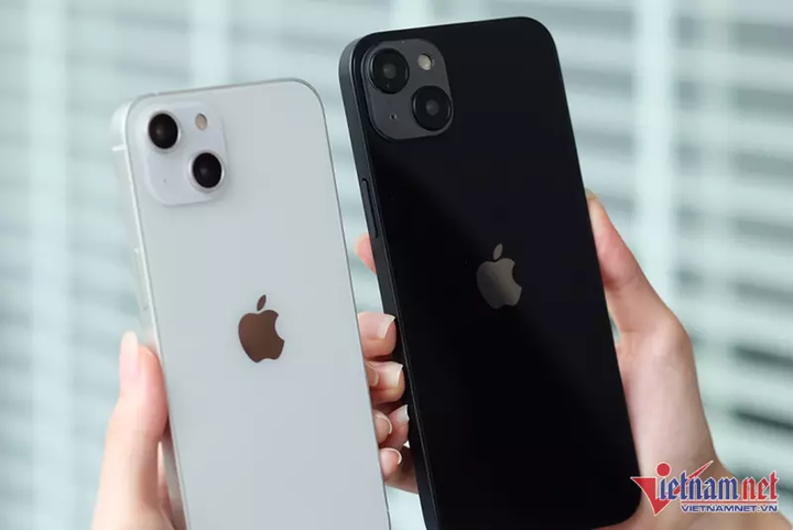 Loạt mô hình iPhone 14 vừa xuất hiện tại thị trường Việt Nam - 6