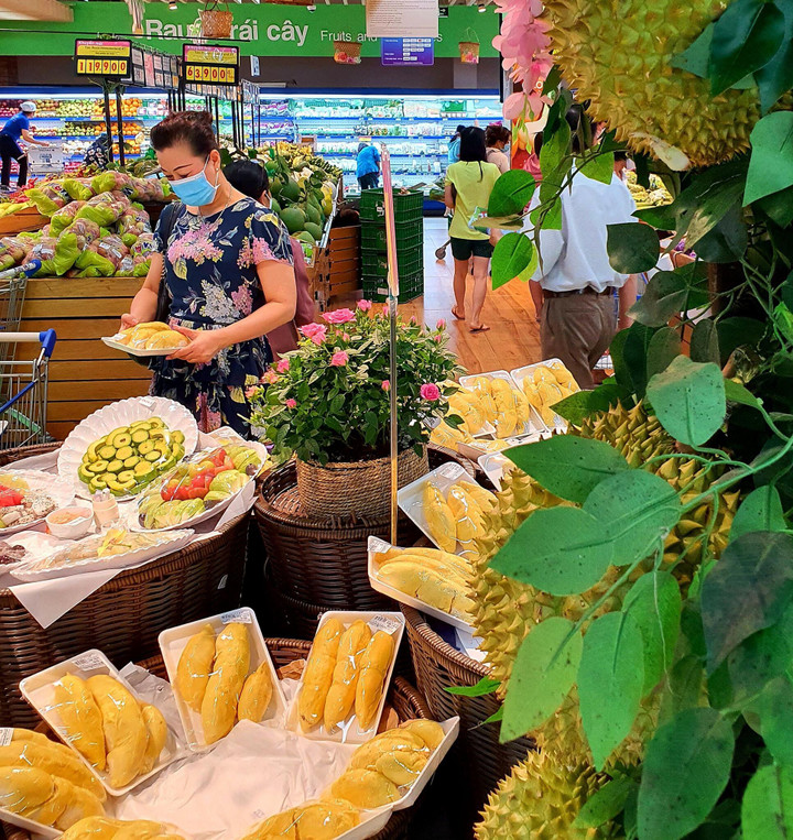 Sầu riêng Ri6 Đắk Nông giảm giá tại Co.opmart và Co.opXtra - 1