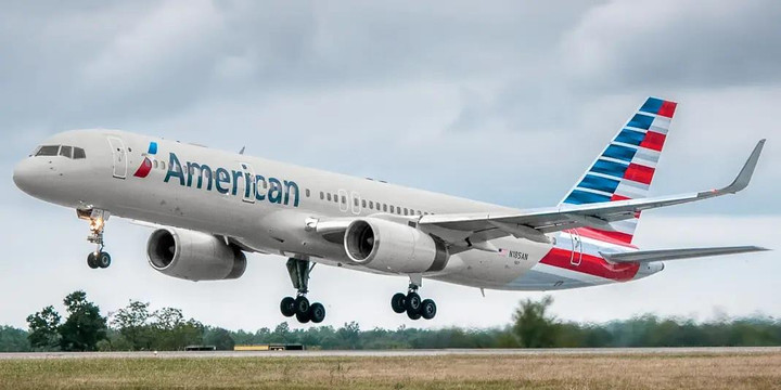 Du khách 'phát rồ' khi hãng bay Mỹ yêu cầu tự sang Anh lấy hành lý thất lạc - 3