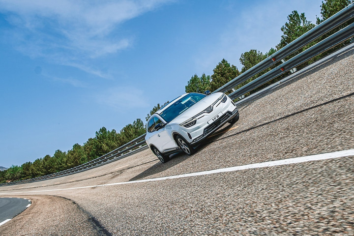 Vinhomes và VinFast tổ chức sự kiện trải nghiệm 'Nhà xanh xe điện' - 3