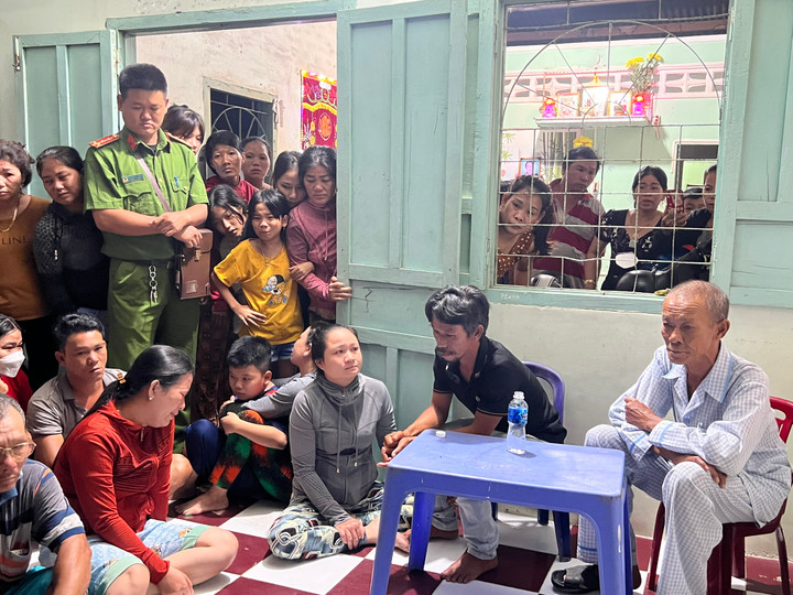 Vợ thuyền viên ở Bình Thuận: 'Cháu trai về rồi, sao anh không về?' - 1