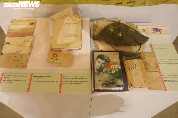 Thư tay xúc động trong triển lãm 'Tình yêu qua chiến tranh' - 10