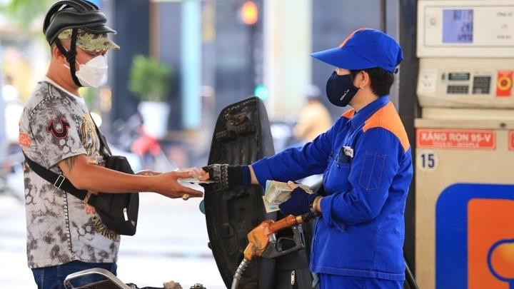 Bộ Công Thương: Giá xăng có thể về 24.000 đồng/lít vào cuối năm - 1