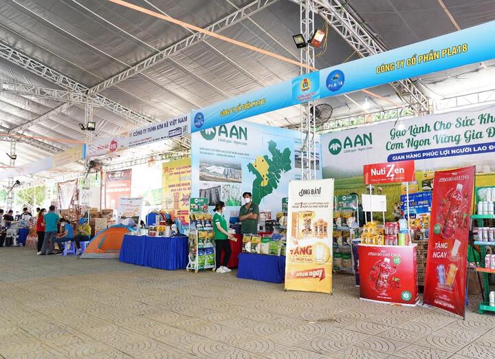 Gạo A An đồng hành cùng phiên chợ Phúc lợi Công đoàn - 1