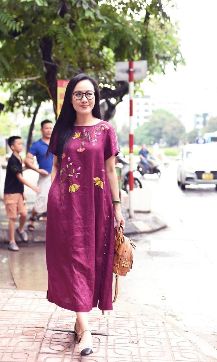 Sao Việt 25/7: Diva Hà Trần khoe body săn chắc khi diện bikini - 7