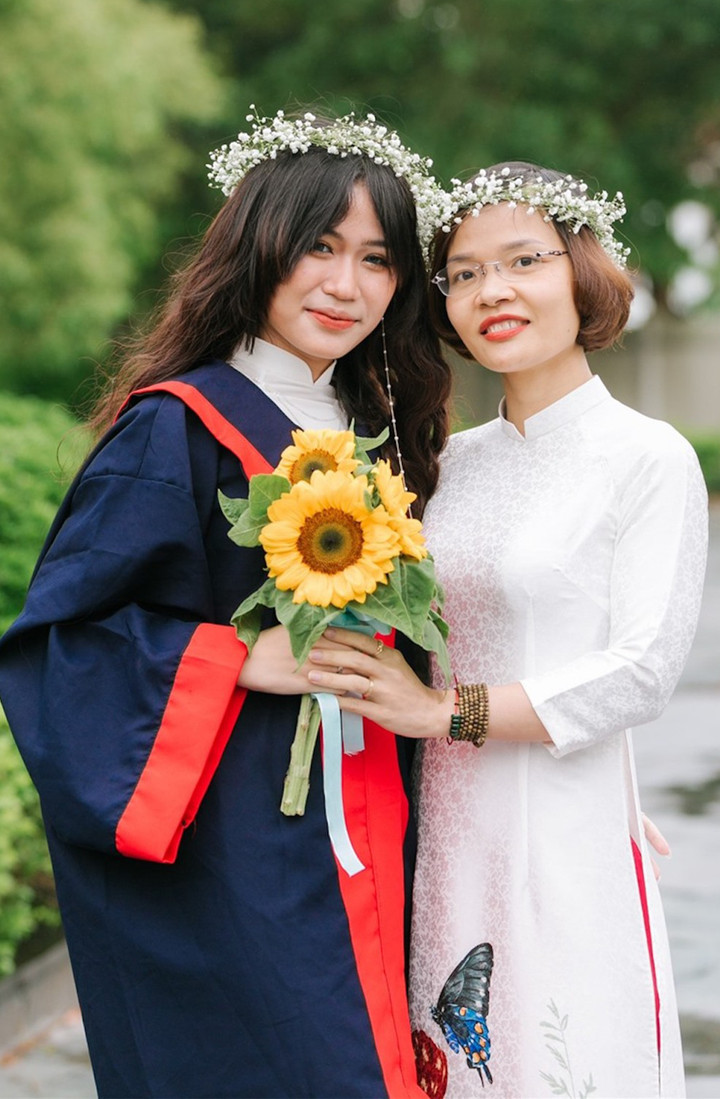 Nữ sinh Bắc Ninh là thủ khoa khối C với 29,75 điểm - 2