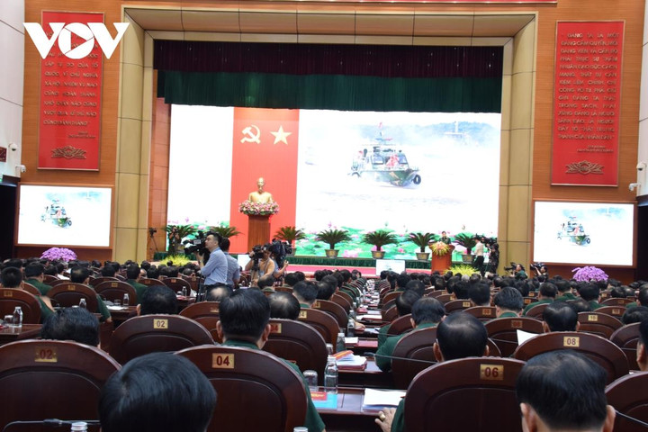 Thủ tướng Phạm Minh Chính dự và phát biểu tại Hội nghị quân chính toàn quân - 6