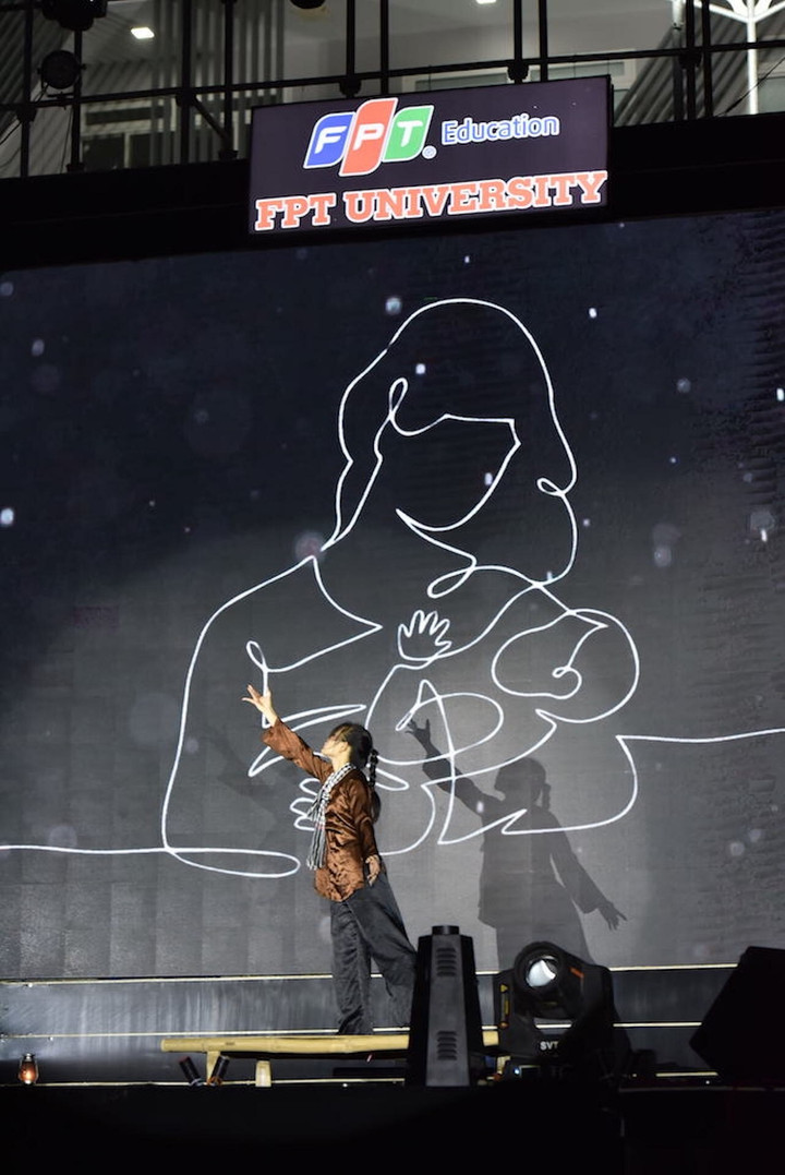 Sáng tác bài Rap sử Việt, nam sinh giành học bổng 100% vào thẳng đại học - 3