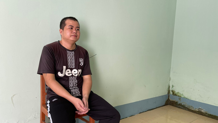 Người đàn ông bị bắt sau 3 năm chung sống với 'vợ hờ' 15 tuổi - 1