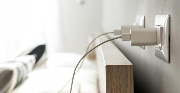 Sai lầm nên tránh khi sạc pin điện thoại - 2