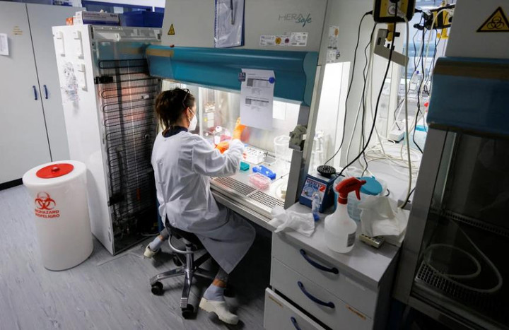 Cơn 'khát' vaccine đậu mùa khỉ của dân Mỹ - 2