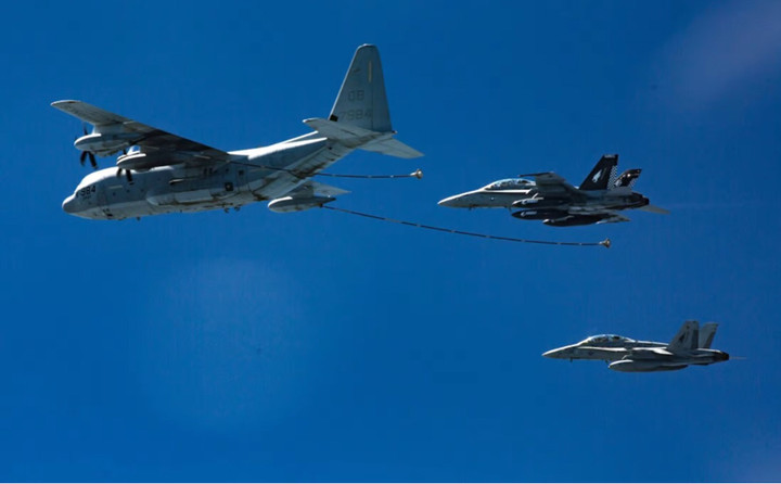 Chiến đấu cơ Mỹ phô diễn 'số lượng lớn chưa từng có' sát Trung Quốc - 1