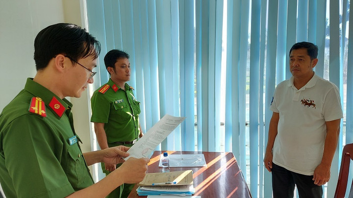 Vì sao Chủ tịch HĐQT Công ty Cổ phần Khí hóa lỏng Đồng Tháp bị bắt khẩn cấp? - 1