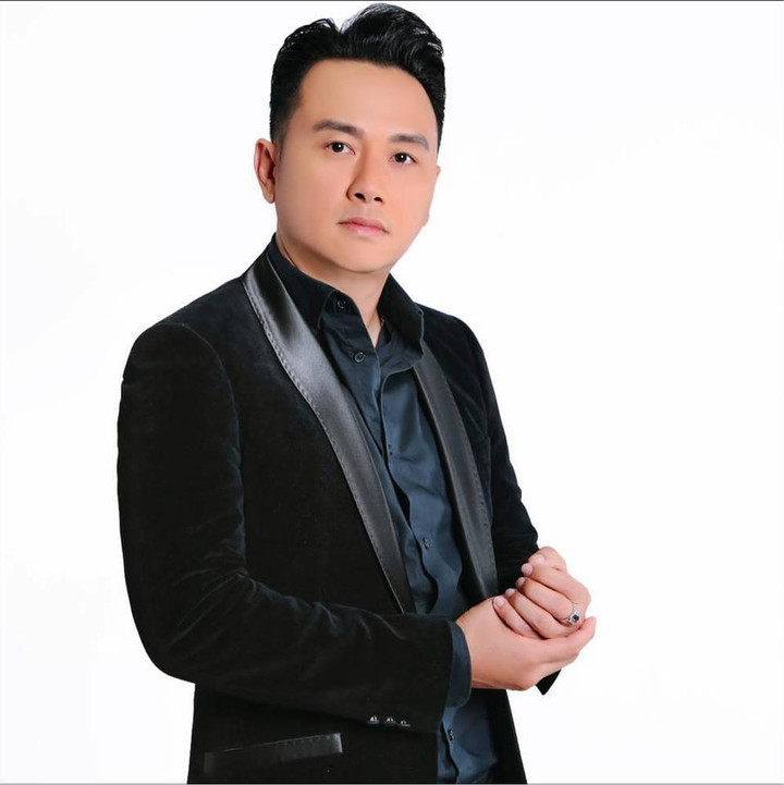 Hàn Thái Tú lần đầu công khai có vợ và 3 con ở tuổi 42 - 5