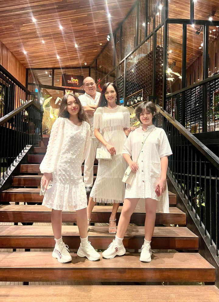 Sao Việt 28/7: Tình cũ Trấn Thành khoe ảnh ngọt ngào bên chồng điển trai - 7