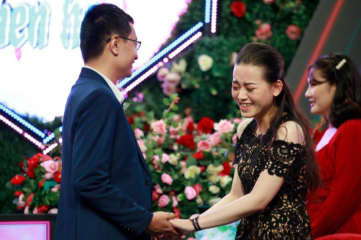 Hát tặng ca khúc 'Tình yêu diệu kỳ', chàng trai khiến cô giáo tiếng Anh mở lòng - 6