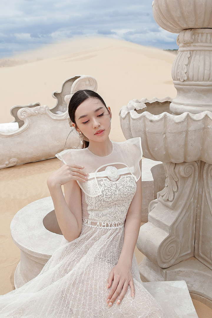 Á hậu Tường San ngày càng xinh đẹp sau khi sinh con - 1