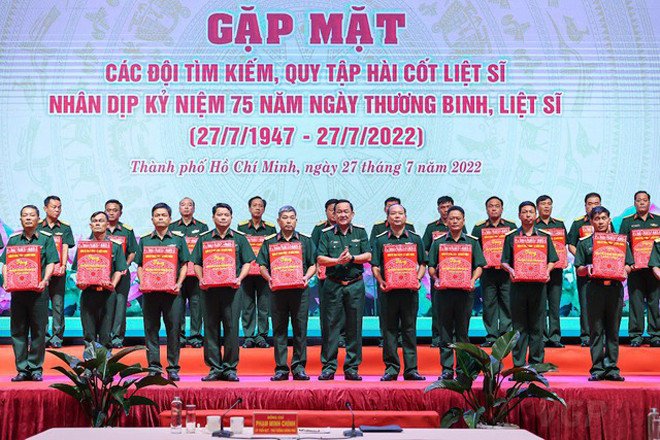 Tiếp tục tìm kiếm, quy tập hài cốt liệt sĩ cho đến khi không còn thông tin - 3