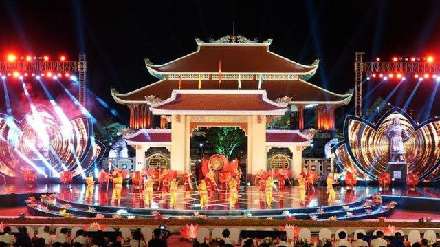 'Khúc tráng ca hòa bình' tái hiện và khắc ghi những trang sử hào hùng - 13