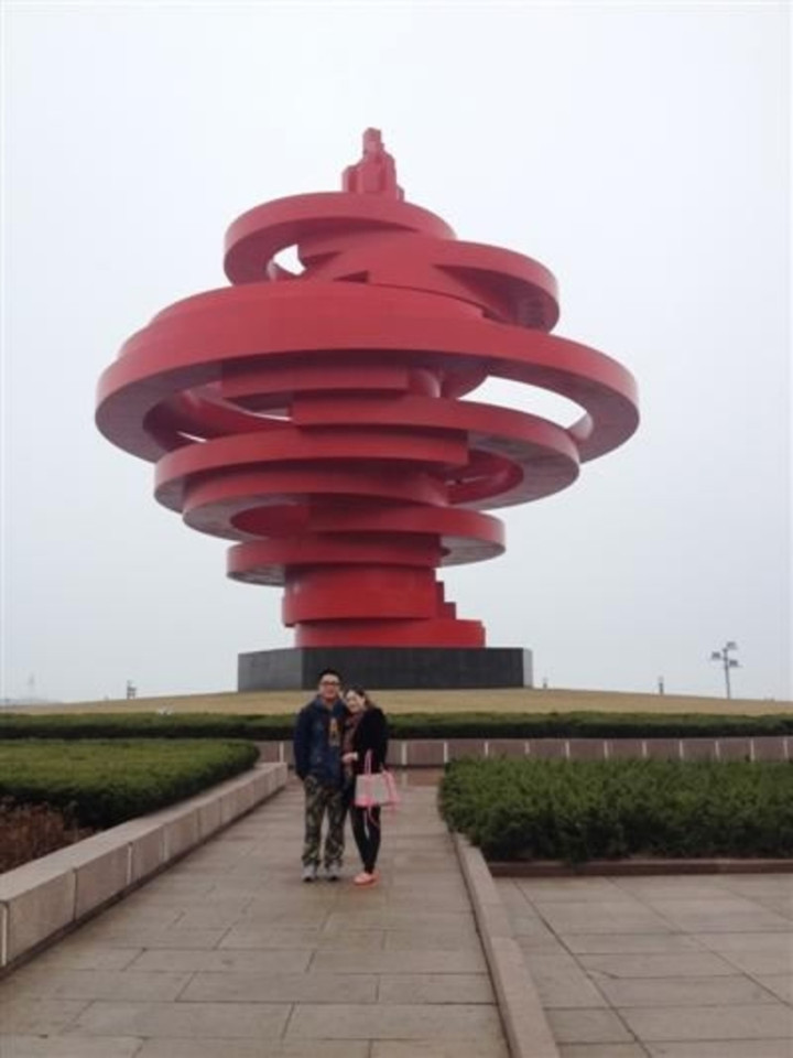 Xem ảnh cũ, cặp đôi phát hiện điều thú vị cho thấy họ 'sinh ra là dành cho nhau' - 3