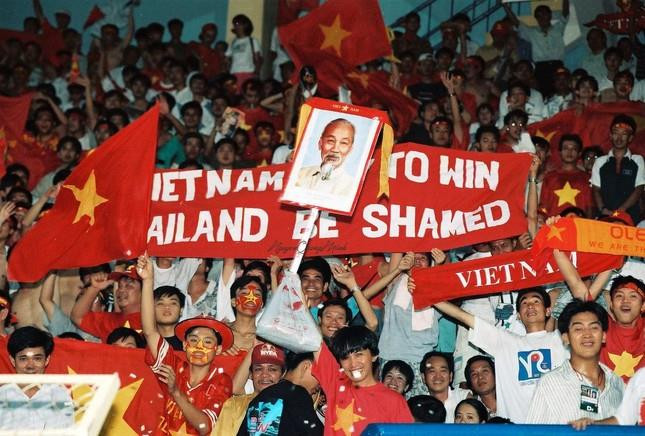 Đối thủ đầu tiên của Quang Hải từng mở ra thời kỳ tươi đẹp của bóng đá Việt Nam - 4