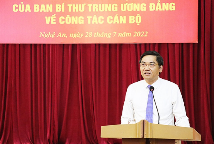 Ông Hoàng Nghĩa Hiếu giữ chức Phó Bí thư Tỉnh ủy Nghệ An - 1