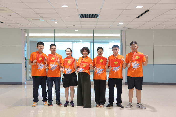 Việt Nam giành 2 huy chương vàng Tin học văn phòng thế giới 2022 - 3