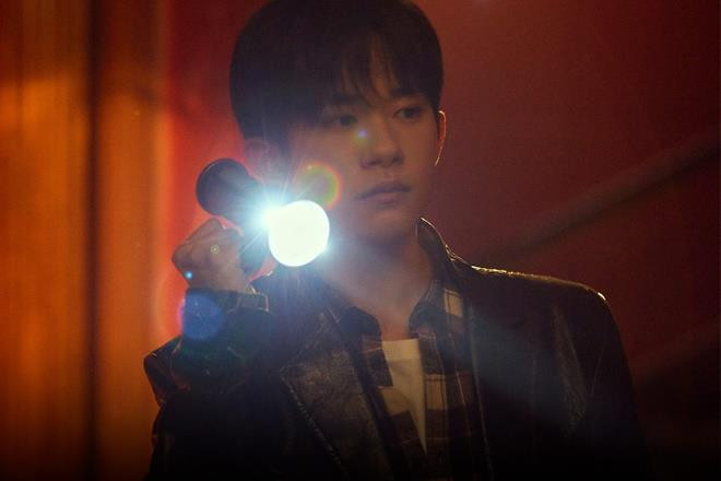 Vì sao các sao hạng A ở Trung Quốc đua nhau vào biên chế? - 1