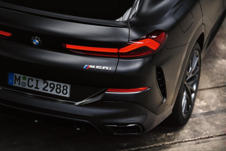 BMW ra mắt phiên bản X6 Black Vermillion Edition - 3