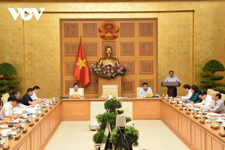 Thủ tướng chủ trì thảo luận giữ vững ổn định kinh tế vĩ mô - 4