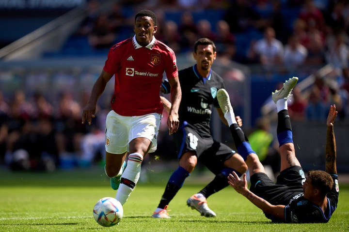 Ronaldo bỏ về sớm, Man Utd siết kỷ luật kiểu gì? - 1